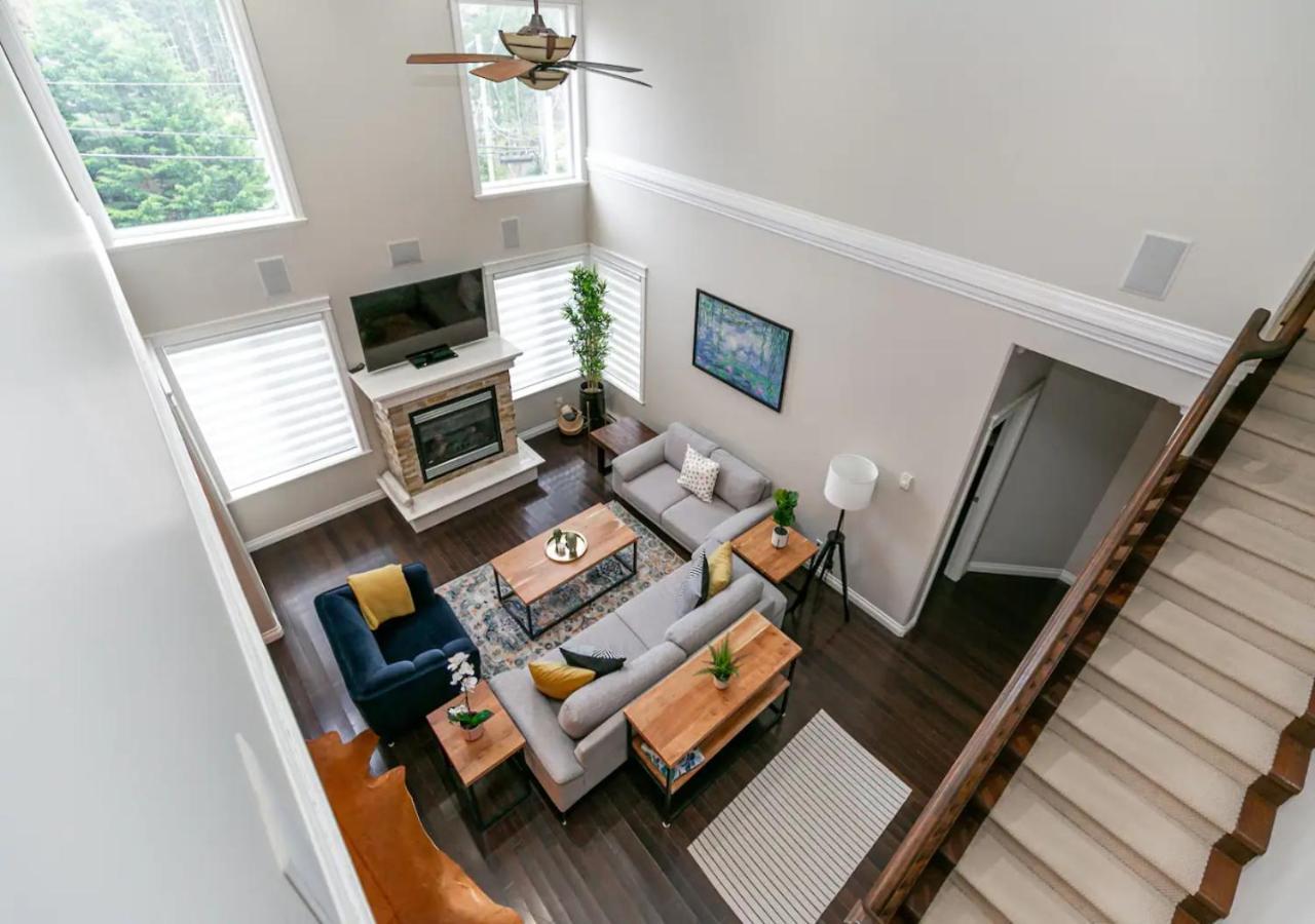 Bellamy Manor Large Home With 5Beds! In Langford Victoria Esterno foto